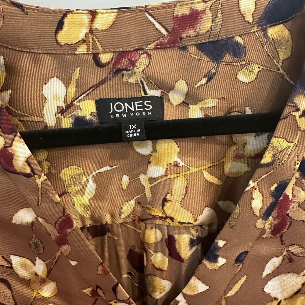 Jones New York Brown Floral Top